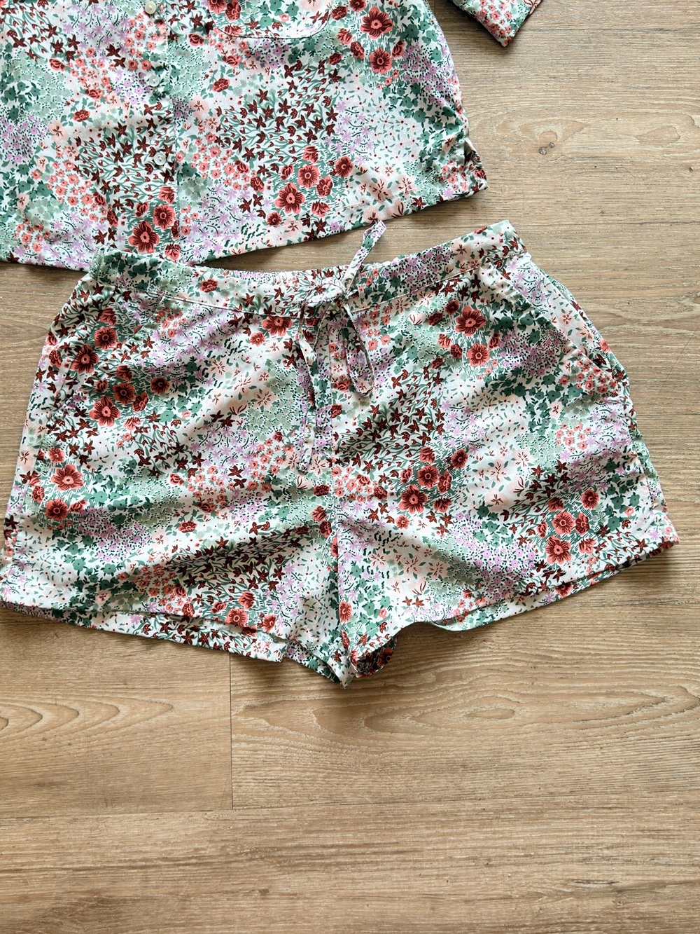 Cynthia Rowley Pink & Green Floral Short Pajama Set - Picture 2 of 5